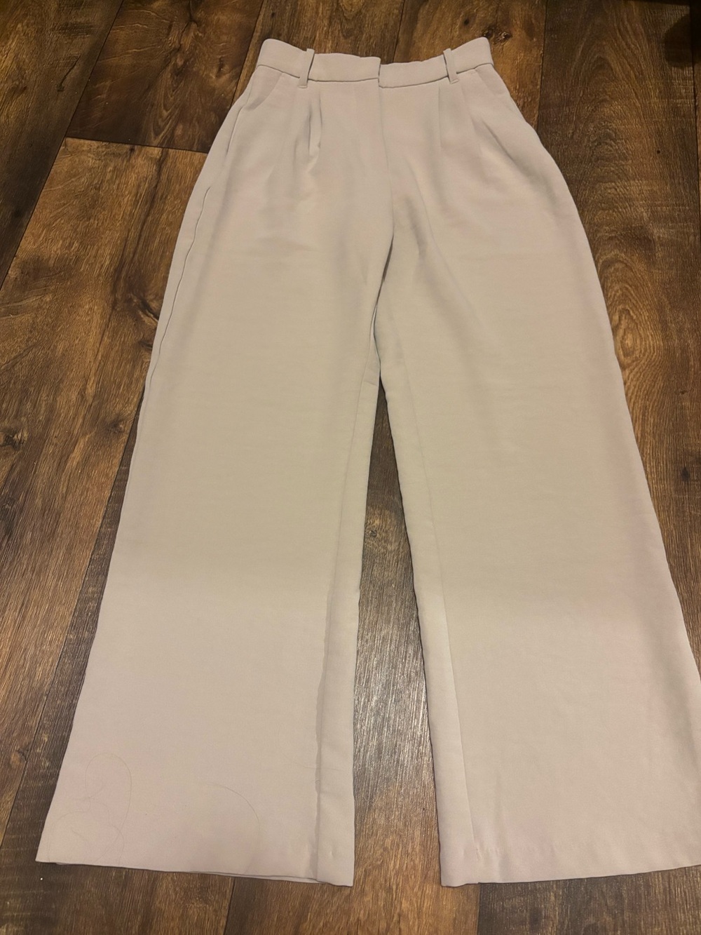 Abercrombie & Fitch High-Rise Sloane Tailored Wide-Leg Pant